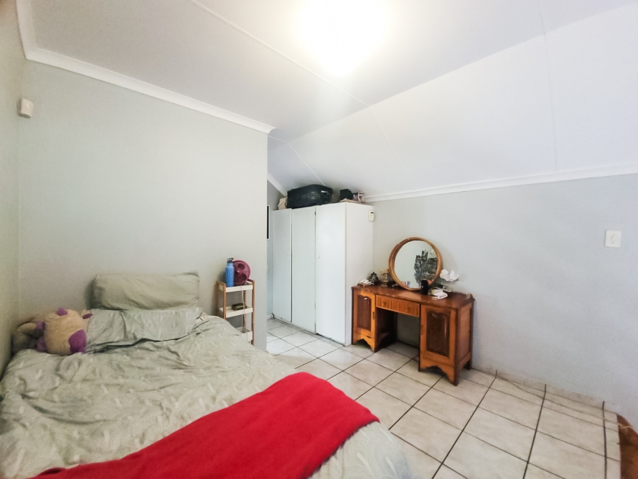 1 Bedroom Property for Sale in Kannoniers Park North West
